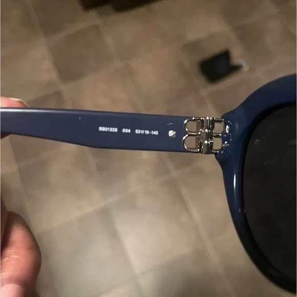 Balenciaga sunglasses brand new navy blue display picture 1
